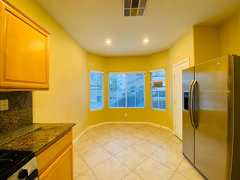 6779 Firewood Dr — Photo 3