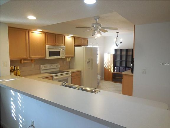 3rd image of 1150 Carmel Cir APT 207