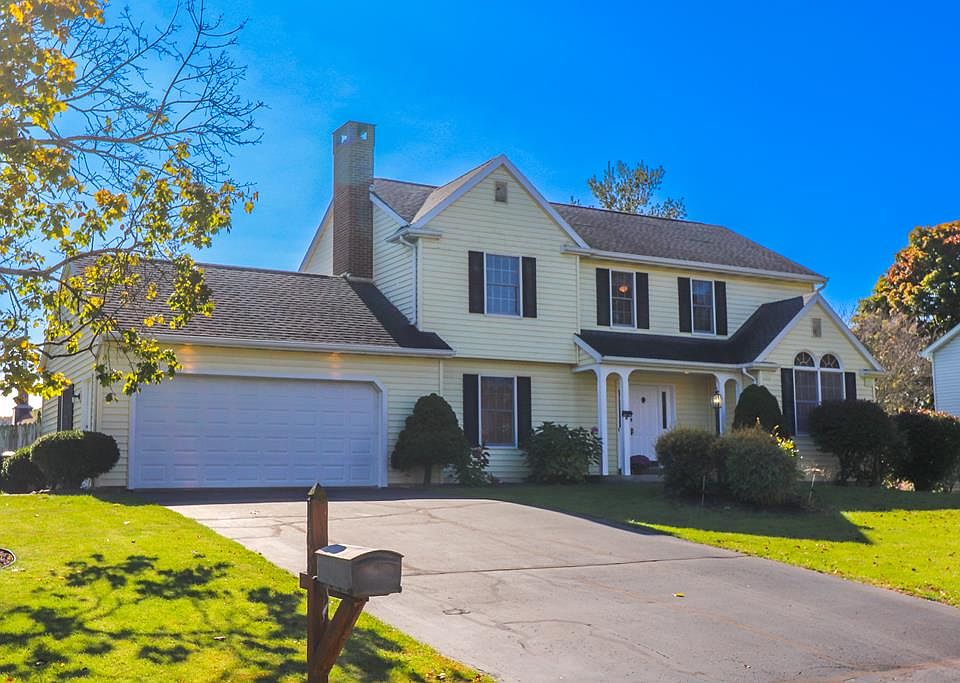 1st image of 108 Kennedy Dr