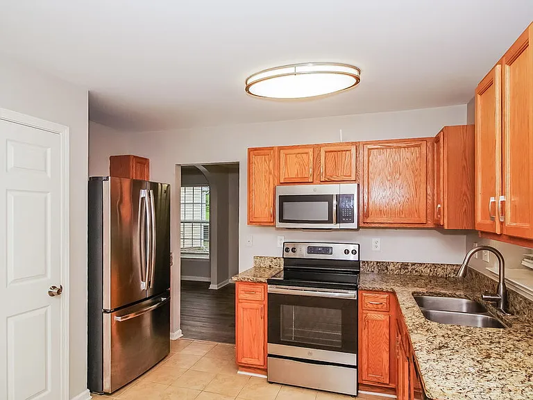 7000 Indian Ridge Ln — Photo 10