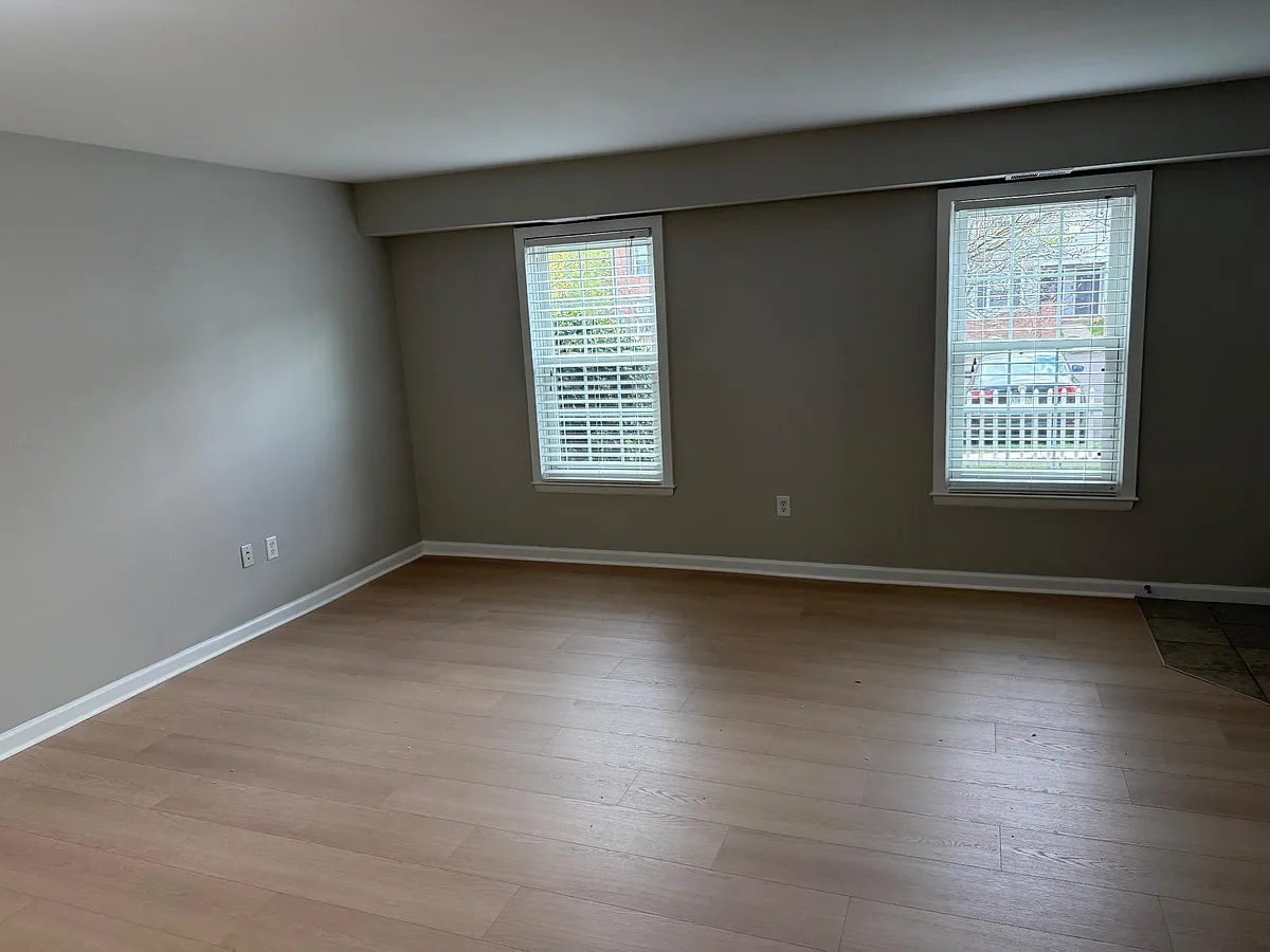 Building Photo - 1203 Crosshill Ct