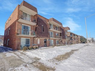 10616 S Central Ave #3S, Chicago Ridge, IL 60415
