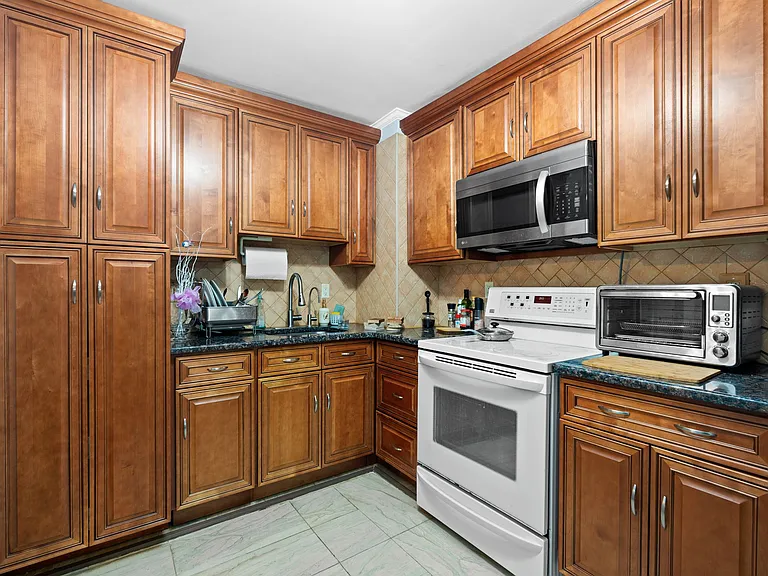 1111 River Rd #C32 — Photo 19