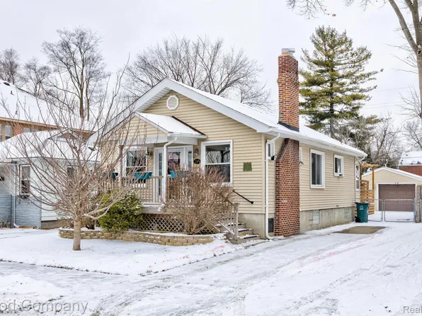 209 E Drayton St, Ferndale, MI 48220