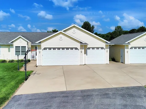 32445 Vail Ave, New Hartford, IA 50660