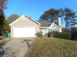 3412 Morris Farm Dr, Jamestown, NC 27282