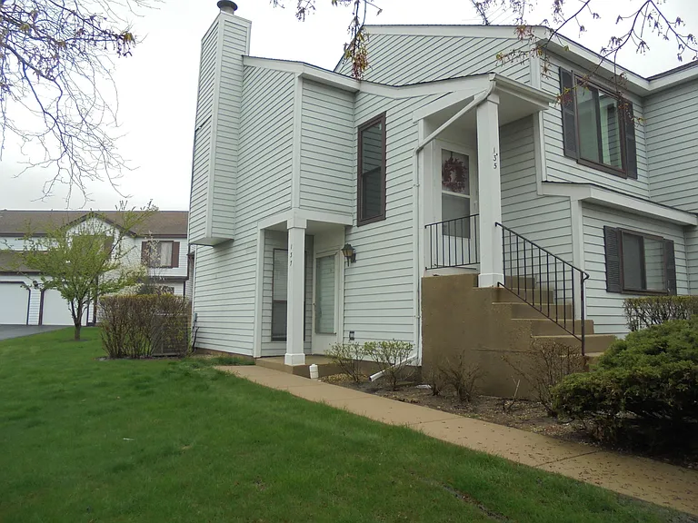 137 Manchester Ct — Photo 28