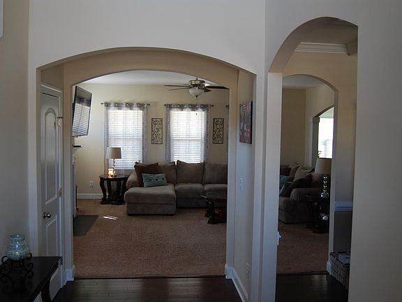 4th image of 5604 Stonefield St