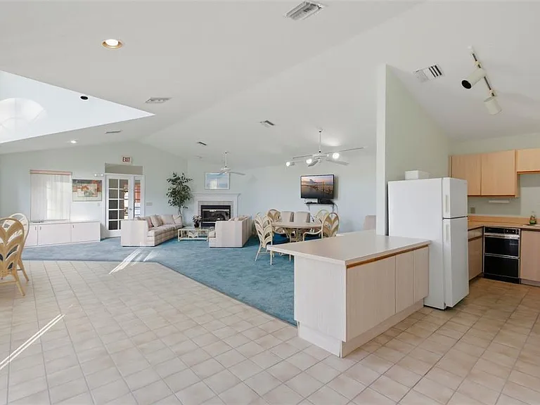 14510 Alejo Ct — Photo 39