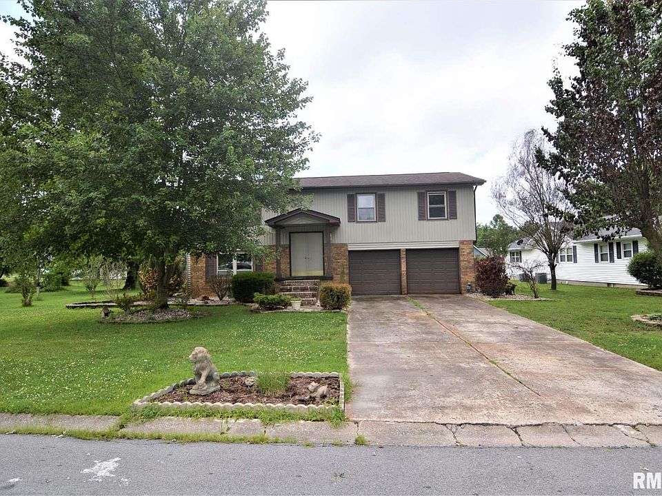 1st image of 3303 W Hawthorne Ct