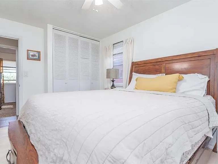 2432 Tamarack Rd — Photo 6