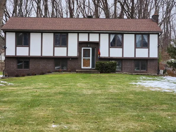 88 Zandhoek Road, Hurley, NY 12443