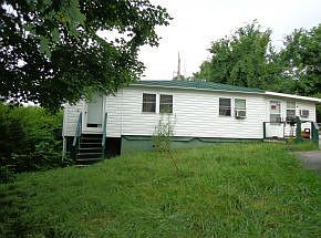 1st image of 121 Overhill Dr