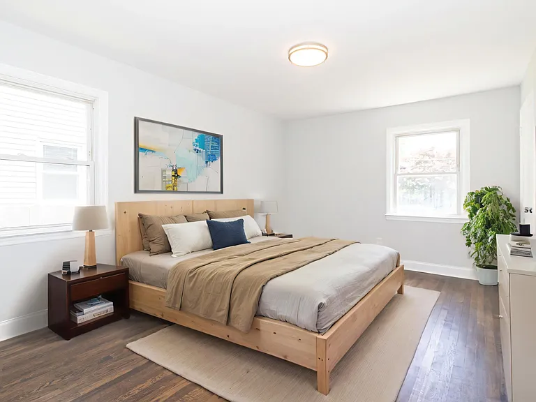 1170 Gruber Ave — Photo 9