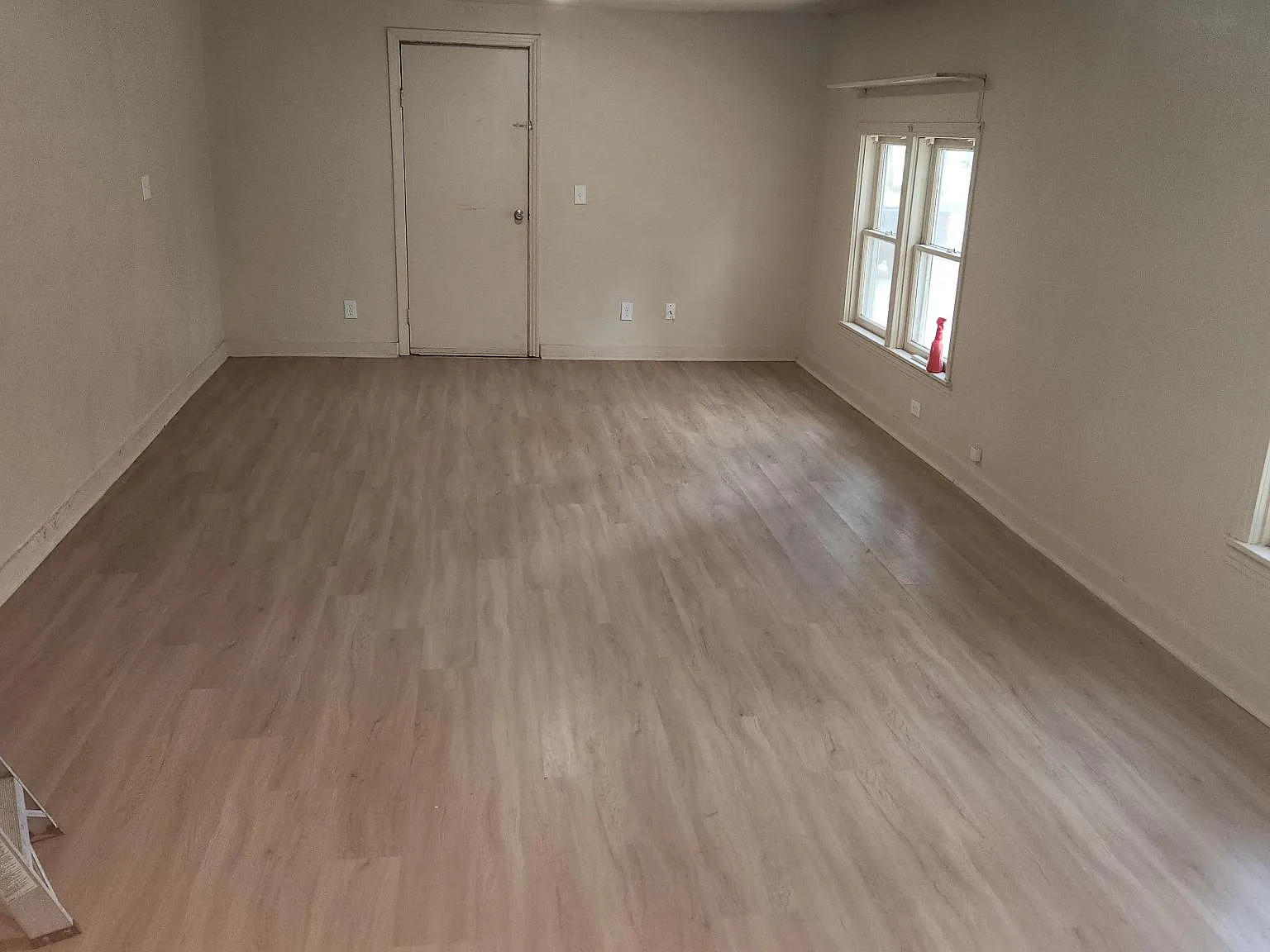 1 bed, 912 sqft, $750 — Photo 3