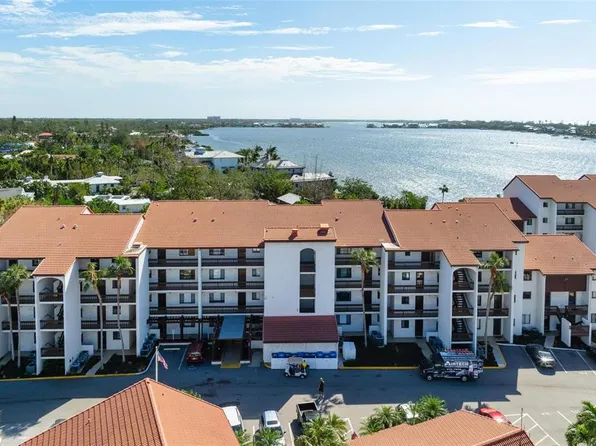 1624 Stickney Point Rd APT 401, Sarasota, FL 34231