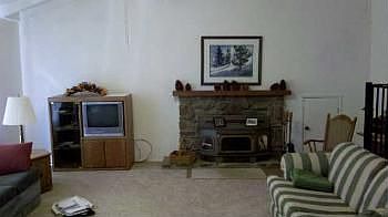 4th image of 48180 Acorn Dr