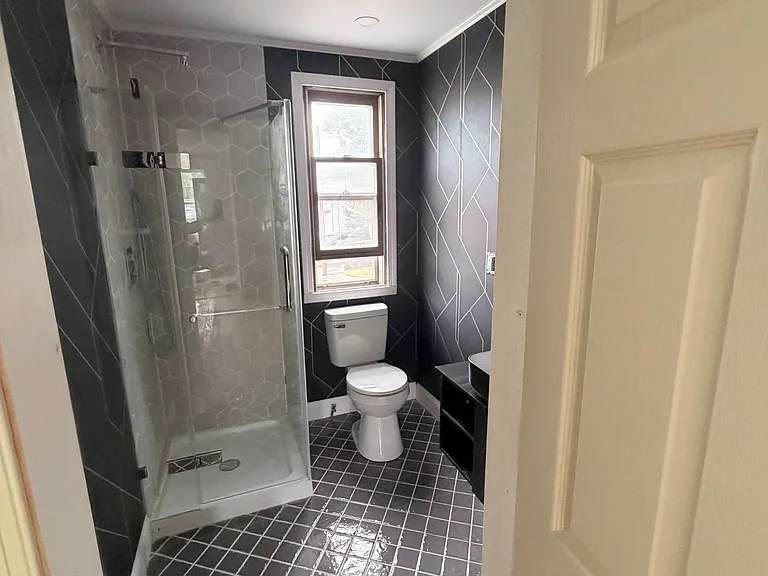 6 Clemence St #1A — Photo 3