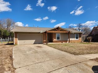 400 W Timberlane St, Broken Arrow, OK 74011