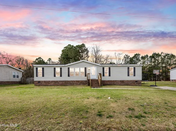 705 Maynard Boulevard, Jacksonville, NC 28546