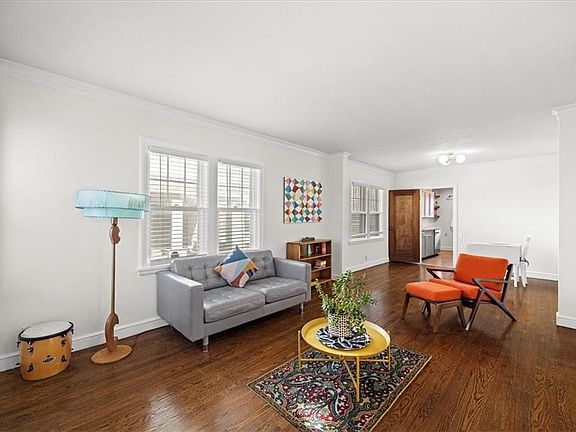4th image of 5735 Lydia Ave