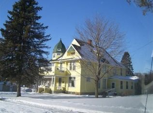 445 W Maple St, Lancaster, WI 53813