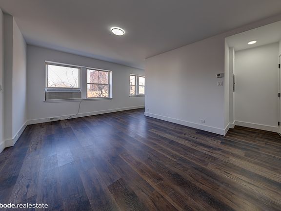 3rd image of 1551 W Hollywood Ave #308
