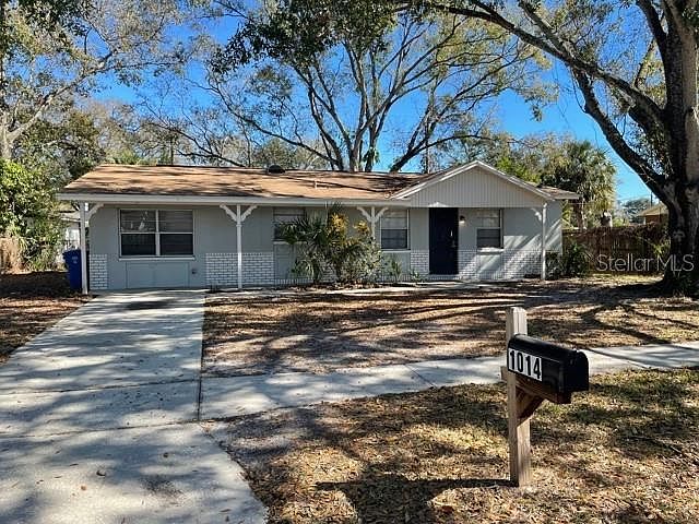 1st image of 1014 Coconut Dr