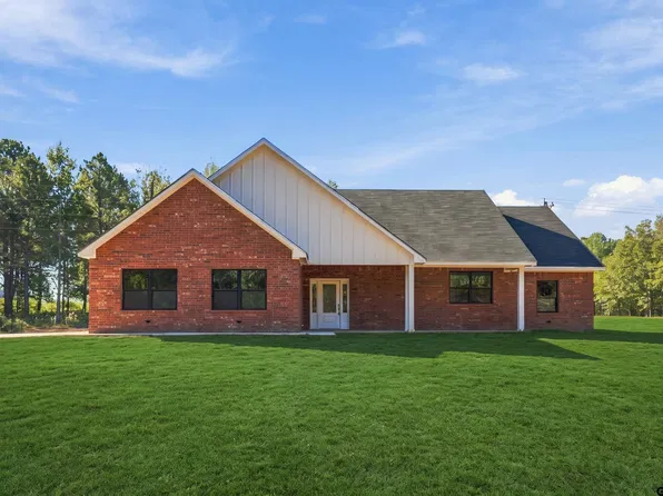 1707 County Road 1670, Mount Pleasant, TX 75455