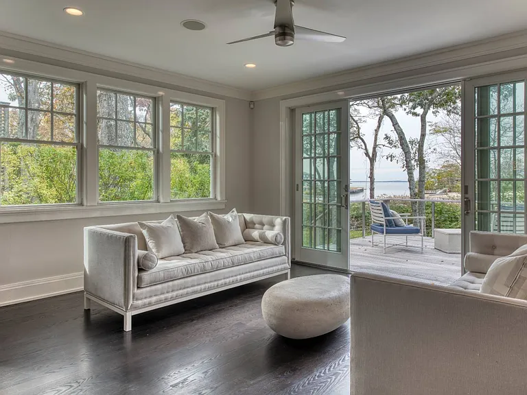 25 Lake Dr — Photo 3