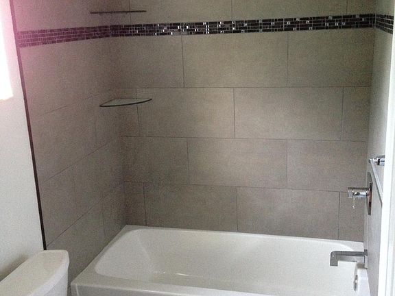 3rd image of 6730 S Court Dr