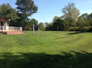 10042 Llewellyn Rd, Remsen, NY 13438