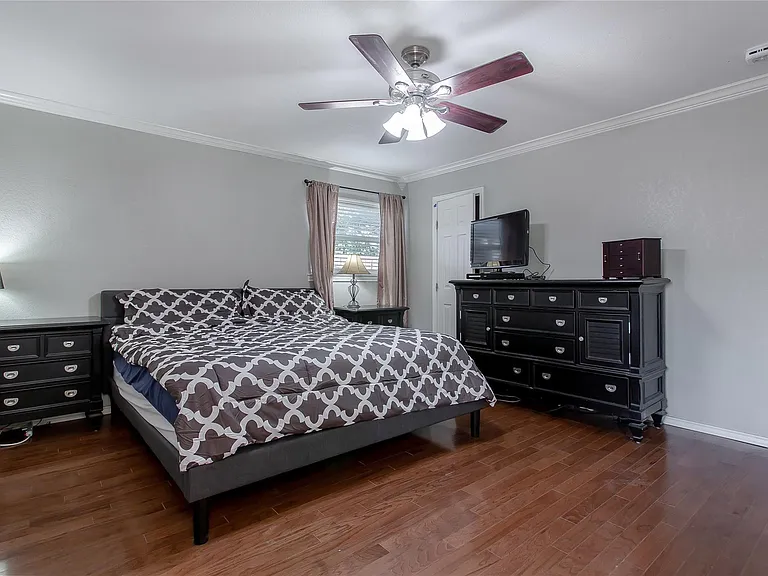1428 Dumont Dr — Photo 15