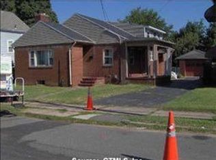 75 Lexington St, Hamden, CT 06514