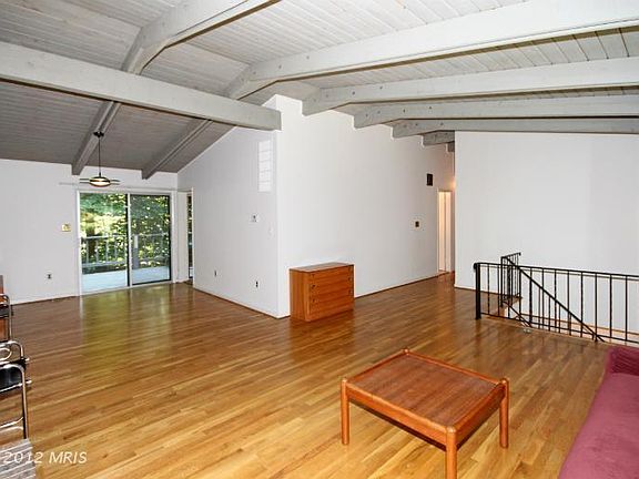 5th image of 4209 Sherando Ln