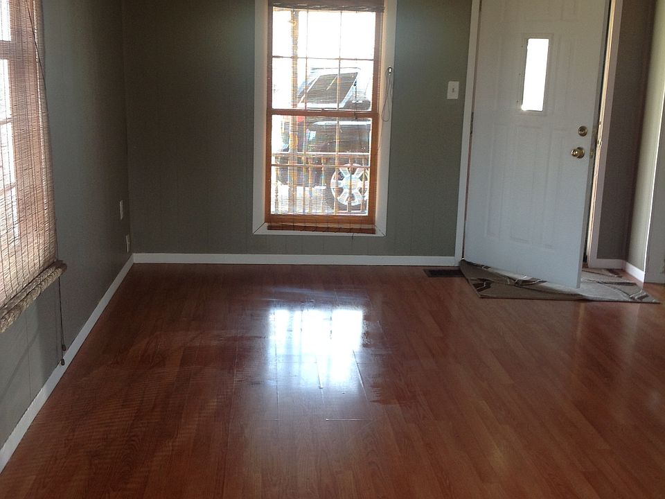 2nd image of 1307 S Jackson Ave