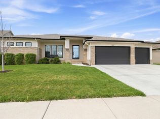 1525 N Shadow Rock Dr, Andover, KS 67002