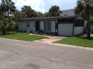 1590 Beach Ave, Atlantic Beach, FL 32233