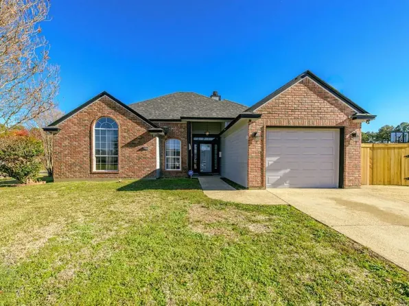 8115 Wild Briar Dr, Shreveport, LA 71108