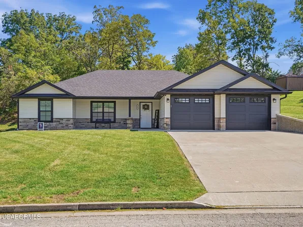 212 Knaebel Ln, Jefferson City, MO 65101