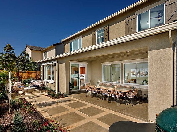 Radiance Plan 3A Model Home Backyard