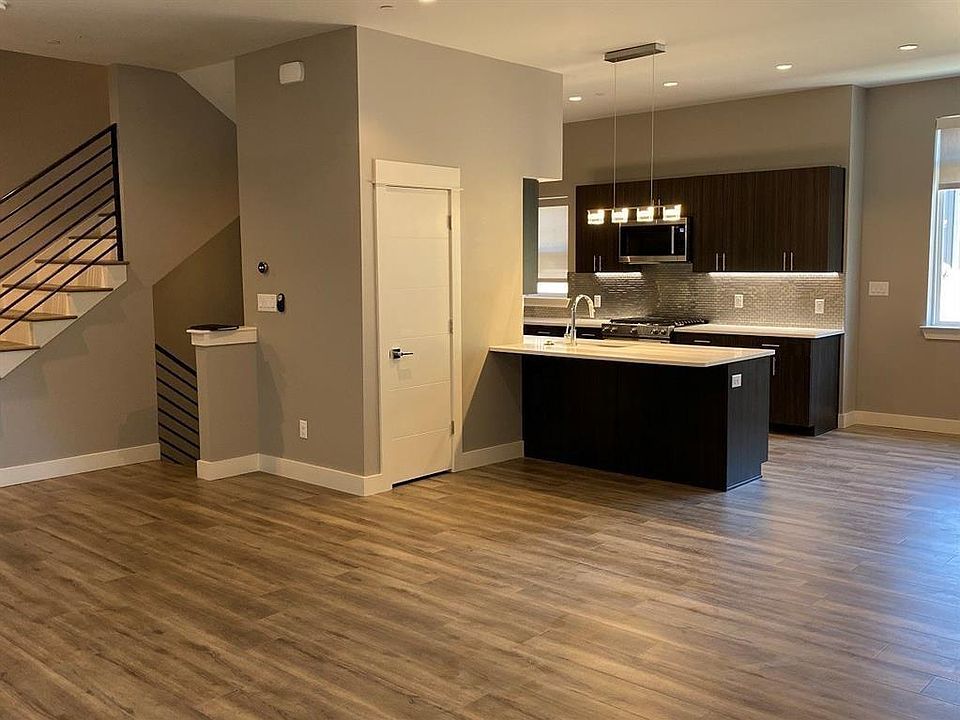 1st image of 5711 Lindell Ave #102