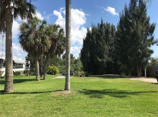 4834 Main St, New Port Richey, FL 34652