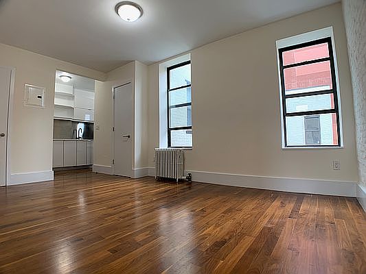 2nd image of 455 Hudson St APT 30