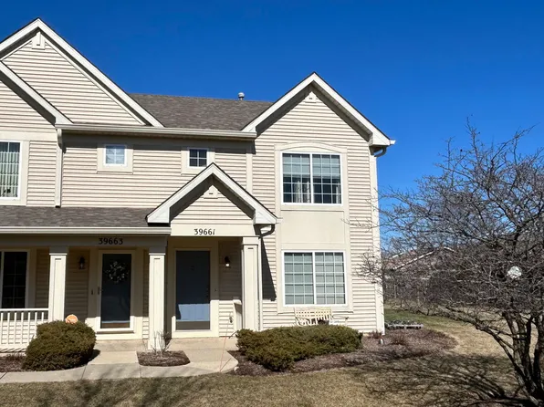 39661 N Warren Ln, Beach Park, IL 60083