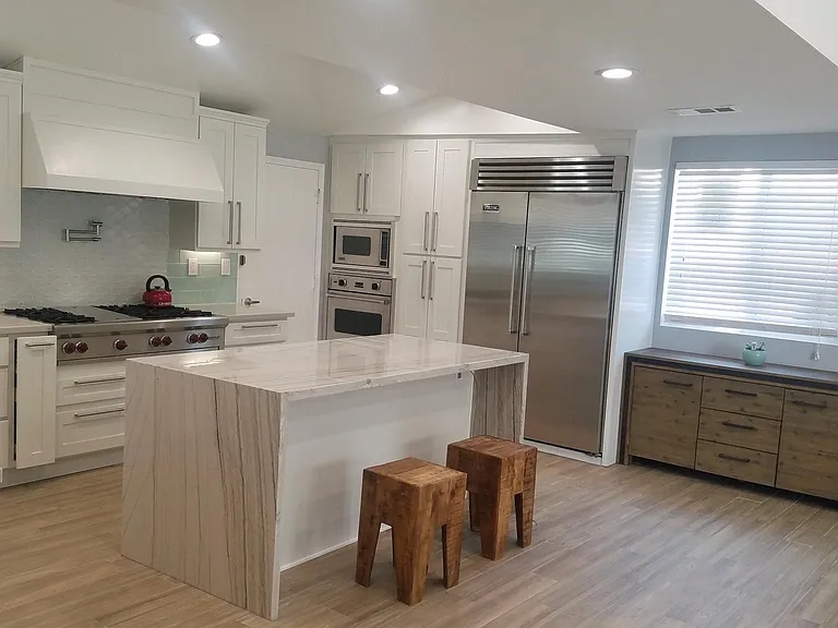 8428 Lurline Ave — Photo 6
