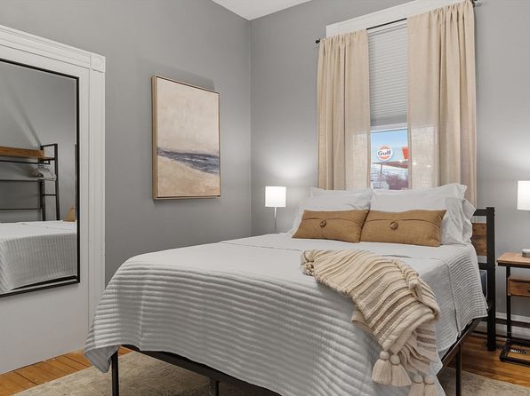 113 Main St APT 3
