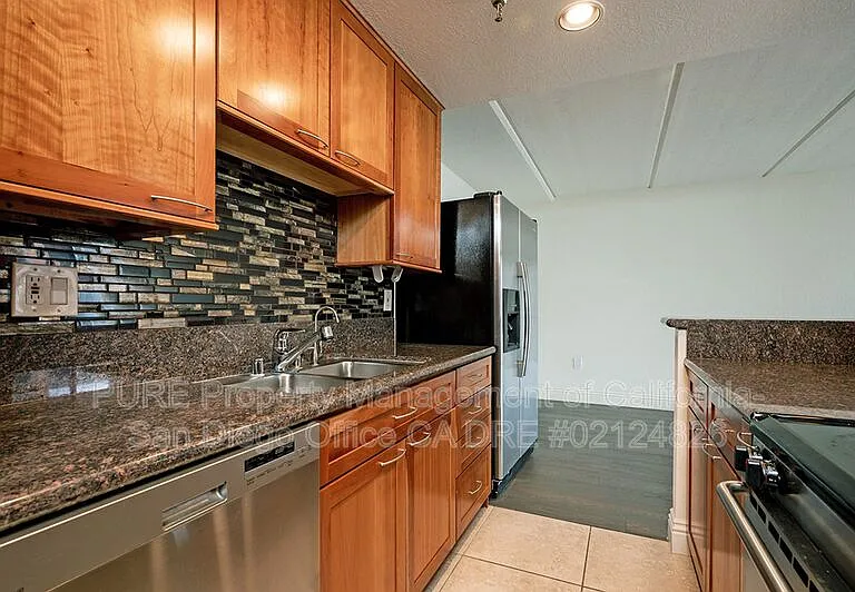 1333 8th Ave #902 — Photo 7