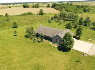 18422 Allen Rd, Harlan, IN 46743