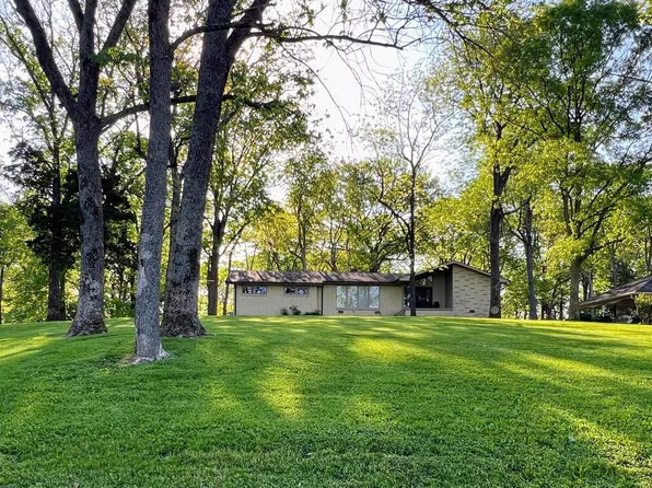 808 N Summerfield Dr, Madison, TN 37115